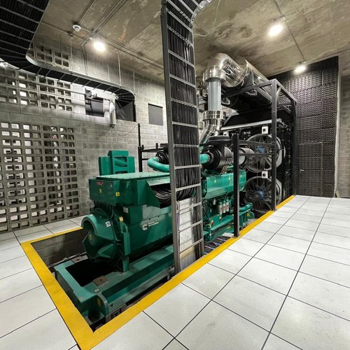 Generador Industrial Cummins - Röhl Energía